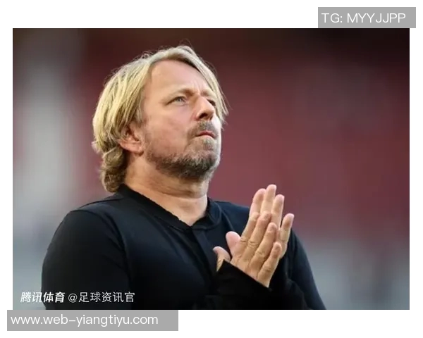 阿贾克斯总监克罗伊斯计划离任滕哈赫拒绝回归执教