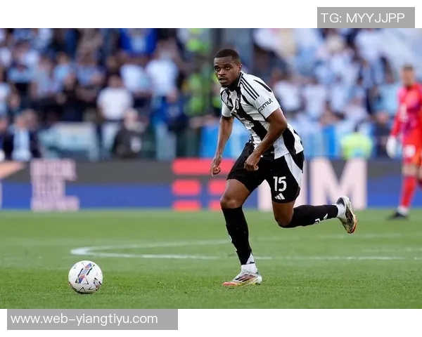 卡卢卢表示尤文图斯仍具争冠希望但需尽快提升积分表现